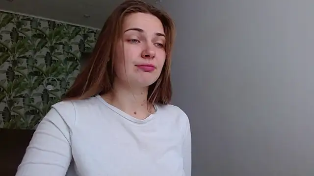 Olivia shine online show from 28, 10, 2025