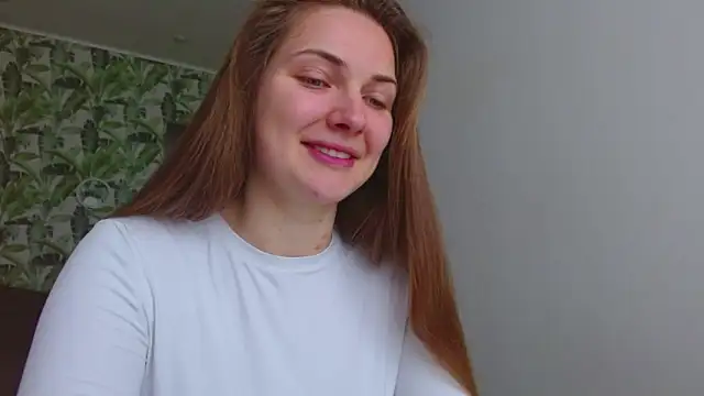 Snapshot of Olivia_shine chatting on 22, 4, 2026 Olivia shine online show from 22, 4, 2026