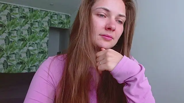 Snapshot of Olivia_shine chatting on 14, 5, 2026 Olivia shine online show from 14, 5, 2026