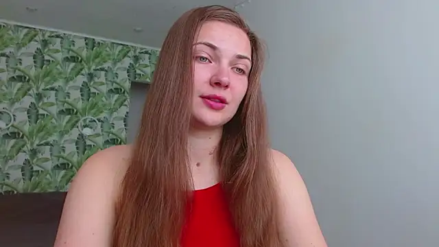 Snapshot of Olivia_shine chatting on 5, 6, 2026 Olivia shine online show from 5, 6, 2026
