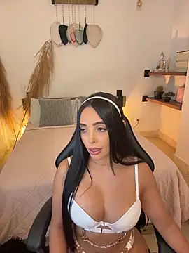 annyfosterr online show from 27, 4, 2026