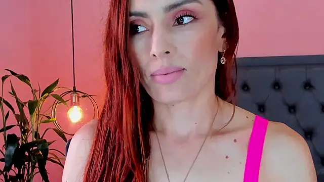 Snapshot of _aline_hall chatting on 12, 2, 2025  aline hall online show from 12, 2, 2025
