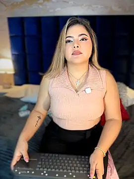 EVELIN MASON online show from 16, 5, 2026