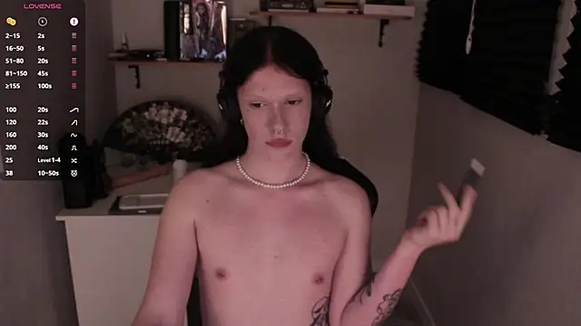 carthylovvve online show from 26, 1, 2025