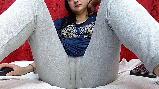 Snapshot of MELANIE_SEX69 chatting on 18, 2, 2026 MELANIE SEX69 online show from 18, 2, 2026