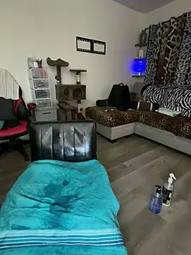 fatfabulous1981 online show from 14, 2, 2025