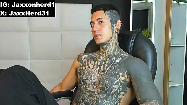 Snapshot of JAXXXONHERD chatting on 2, 12, 2024 JAXXXONHERD online show from 2, 12, 2024