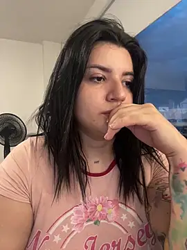 Snapshot of horny_roomiess chatting on 15, 1, 2025 horny roomiess online show from 15, 1, 2025