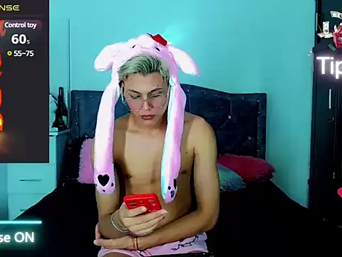 Liamscott  online show from 25, 2, 2025