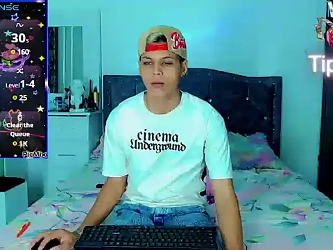 Liamscott  online show from 14, 3, 2025