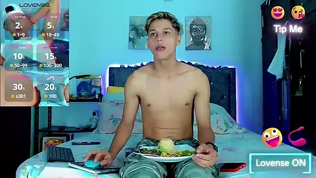 Liamscott  online show from 3, 11, 2025