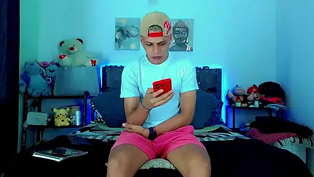 Liamscott  online show from 15, 3, 2026