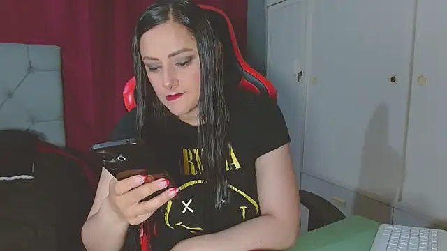 Noamartin  online show from 12, 10, 2025