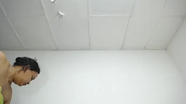 CrushOnMe  online show from 29, 3, 2026