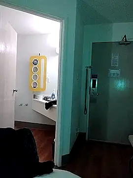 renegade vyxxen online show from 6, 3, 2025