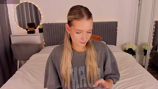 Snapshot of CassieRayss chatting on 27, 5, 2026 CassieRayss online show from 27, 5, 2026