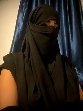 Snapshot of Hijabi_HotGirls chatting on 26, 10, 2025 Hijabi HotGirls online show from 26, 10, 2025