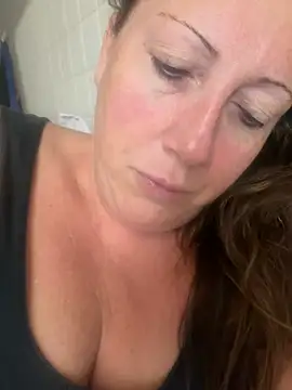xsexycurvymilf online show from 2, 8, 2026
