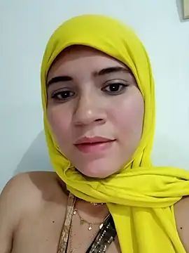 Snapshot of hanaa_18 chatting on 23, 2, 2025 hanaa 18 online show from 23, 2, 2025