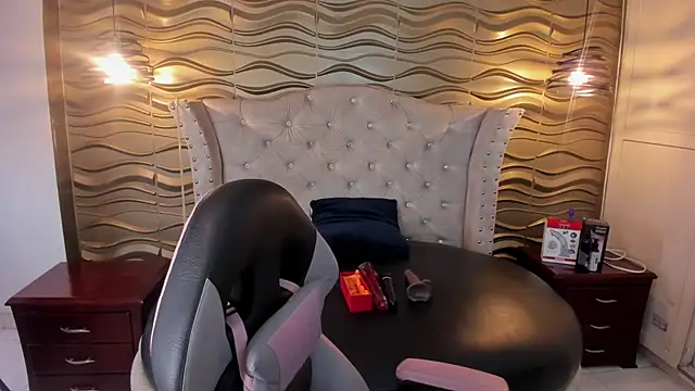 Andreita Jones online show from 14, 9, 2025