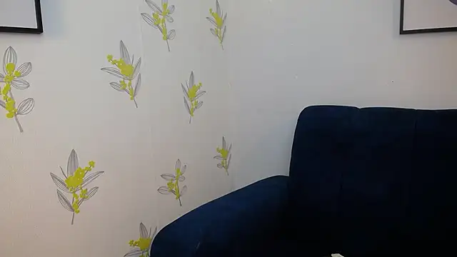 dannarossy  online show from 11, 2, 2025