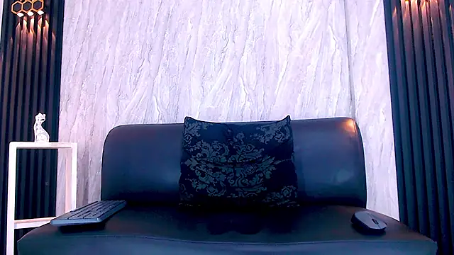 Snapshot of ricky_vill_ chatting on 8, 10, 2025 ricky vill online show from 8, 10, 2025