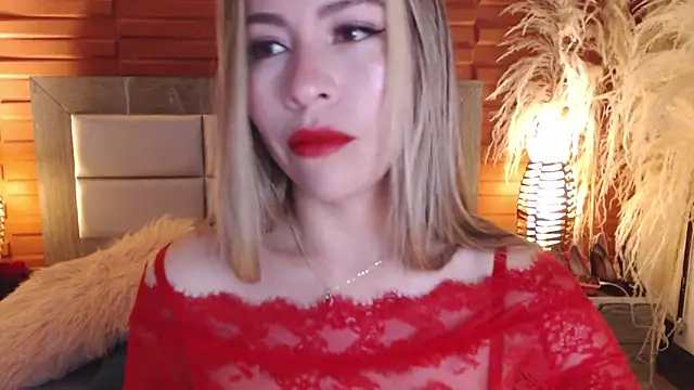 Snapshot of Ammy_Castro chatting on 8, 1, 2025 Ammy Castro online show from 8, 1, 2025