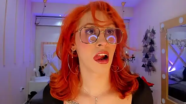 Snapshot of Juliana_Saenzz chatting on 3, 2, 2025 Juliana Saenzz online show from 3, 2, 2025