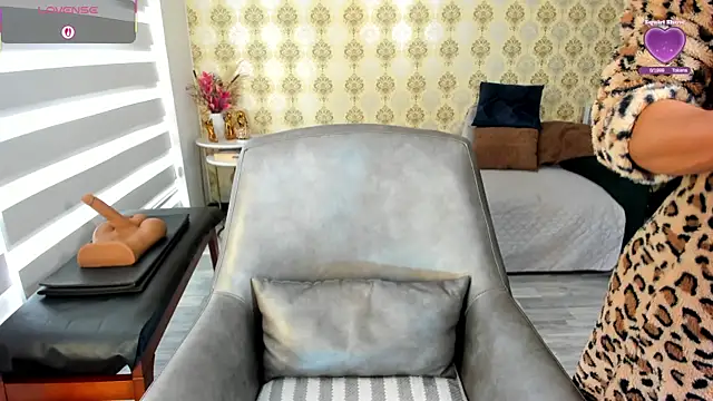 Snapshot of _angelina_class_7 chatting on 10, 6, 2026 angelina class 7 online show from 10, 6, 2026