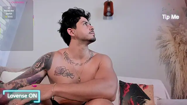 neo dimou  online show from 15, 10, 2025