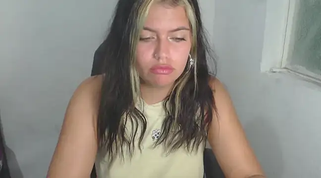 Snapshot of sweetkitty_16 chatting on 11, 3, 2025 sweetkitty 16 online show from 11, 3, 2025