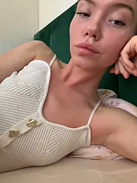 Lisaaa Alisa online show from 19, 3, 2026