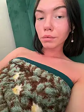 Lisaaa Alisa online show from 9, 4, 2026