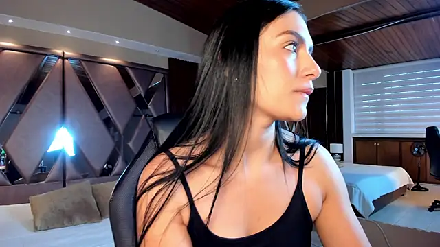 carina rossi online show from 28, 1, 2025