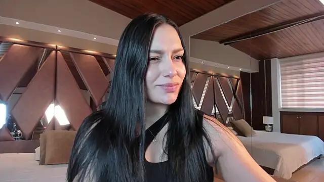 carina rossi online show from 4, 11, 2025