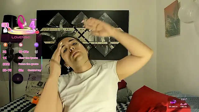 Snapshot of SARAMISHA chatting on 10, 2, 2026 SARAMISHA online show from 10, 2, 2026