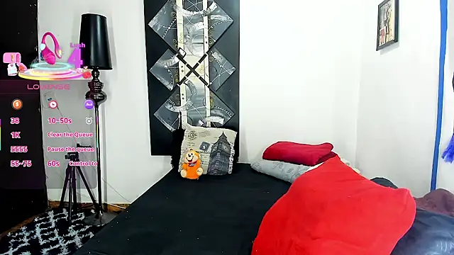 Snapshot of SARAMISHA chatting on 6, 4, 2026 SARAMISHA online show from 6, 4, 2026