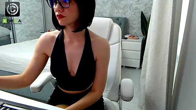 Snapshot of Ellysse_ chatting on 1, 7, 2026 Ellysse online show from 1, 7, 2026