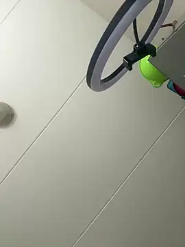 officialkhakes za online show from 2, 4, 2026