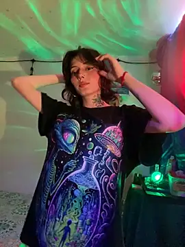 LiliJones  online show from 16, 2, 2026