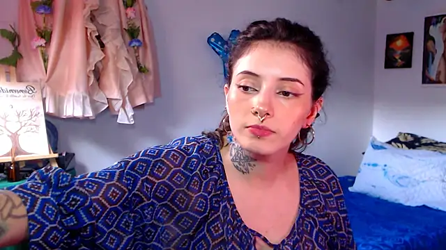 LiliJones  online show from 7, 4, 2026