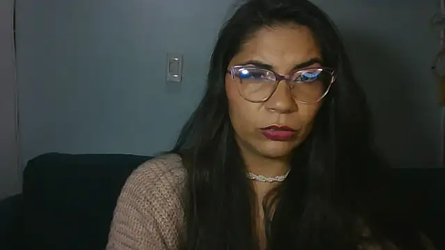 Luna Dumont online show from 2, 4, 2026