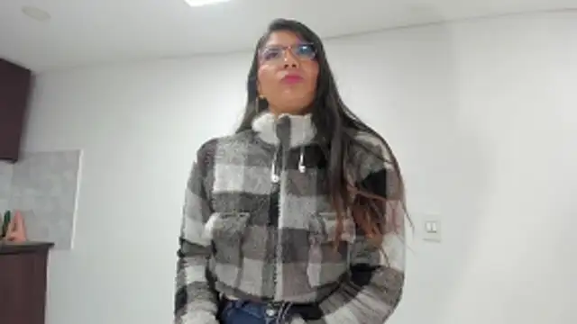 Snapshot of Luna_Dumont chatting on 5, 6, 2026 Luna Dumont online show from 5, 6, 2026