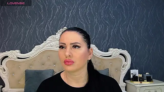 Lauren Saint online show from 21, 2, 2025