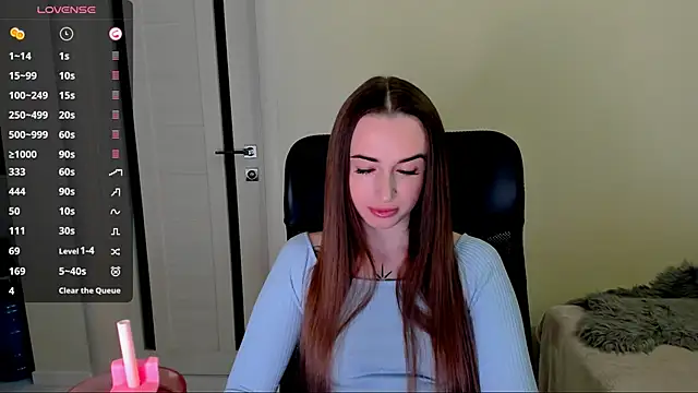 Snapshot of Kimmberr chatting on 15, 10, 2025 Kimmberr online show from 15, 10, 2025