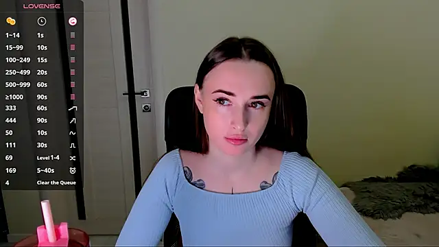 Snapshot of Kimmberr chatting on 17, 10, 2025 Kimmberr online show from 17, 10, 2025
