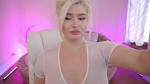 CocoSecretss online show from 15, 12, 2025