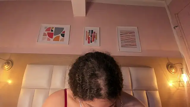 Snapshot of Dollar-girl chatting on 29, 12, 2024 Dollar-girl online show from 29, 12, 2024