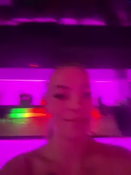 Snapshot of LizzyLush_ chatting on 21, 3, 2025 LizzyLush online show from 21, 3, 2025