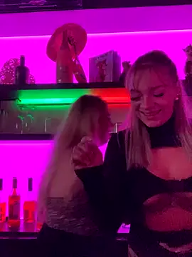 Snapshot of LizzyLush_ chatting on 13, 9, 2025 LizzyLush online show from 13, 9, 2025